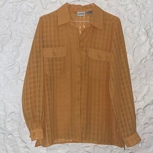 VTG Liz Baker Button down Top